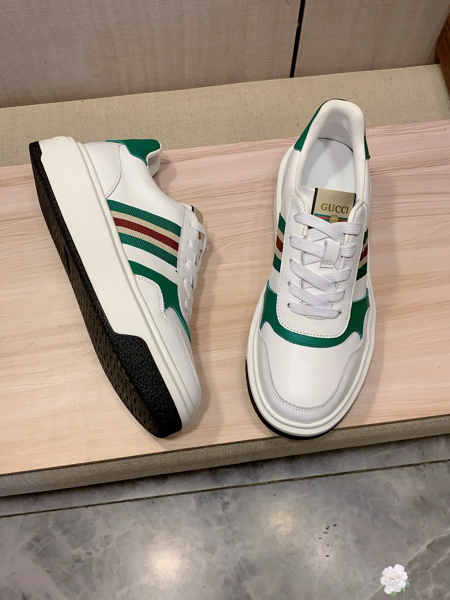 Men's men's shoes💰460💰💰🎩🎩[Lightning][Lightning] "Gucci*" The latest • popular casual shoes, top brand [seduce] luxury ~ purchasing agency, top ~ quality. [Strong] The upper is made of imported breathable cowhide with material ➕ breathable sheepskin feet (•) and fine workmanship. The original stylish and stylish soft rubber wear-resistant and non-slip outsole is light and comfortable on the feet. The real thing looks better when photographed in person. 0127: code: 38-44, 3️⃣ colors selected